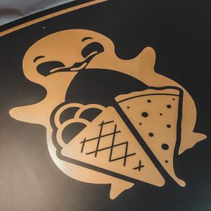 eisfreude-pizzaglueck-logo-schild